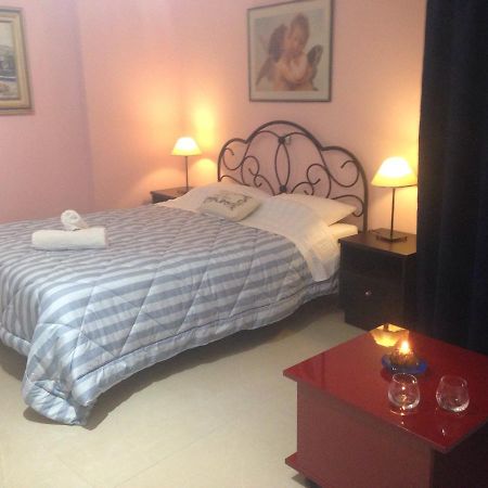 Super 36Sqm Junior Suite In Luxurious Picturesque Area Пирея Екстериор снимка